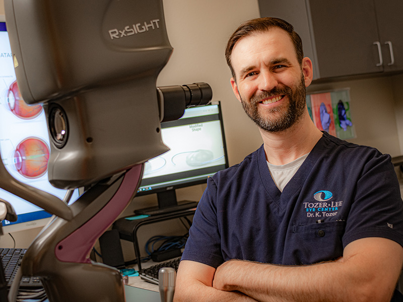 Dr. Kevin Tozer, Eye Surgeon, Ophthalmologist